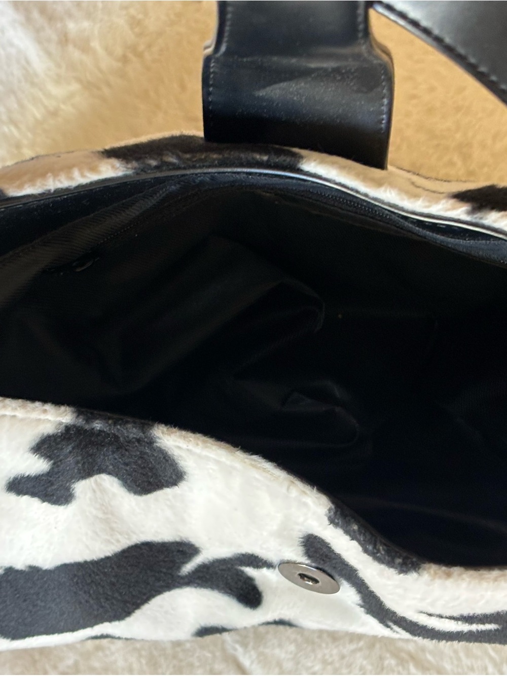 Black & White Cow Print Shoulder Bag - Women - Picture 9 of 11